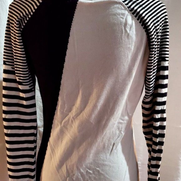 San Francisco Woman's Size Small Sweater Black White Stripes Long - Picture 2 of 5